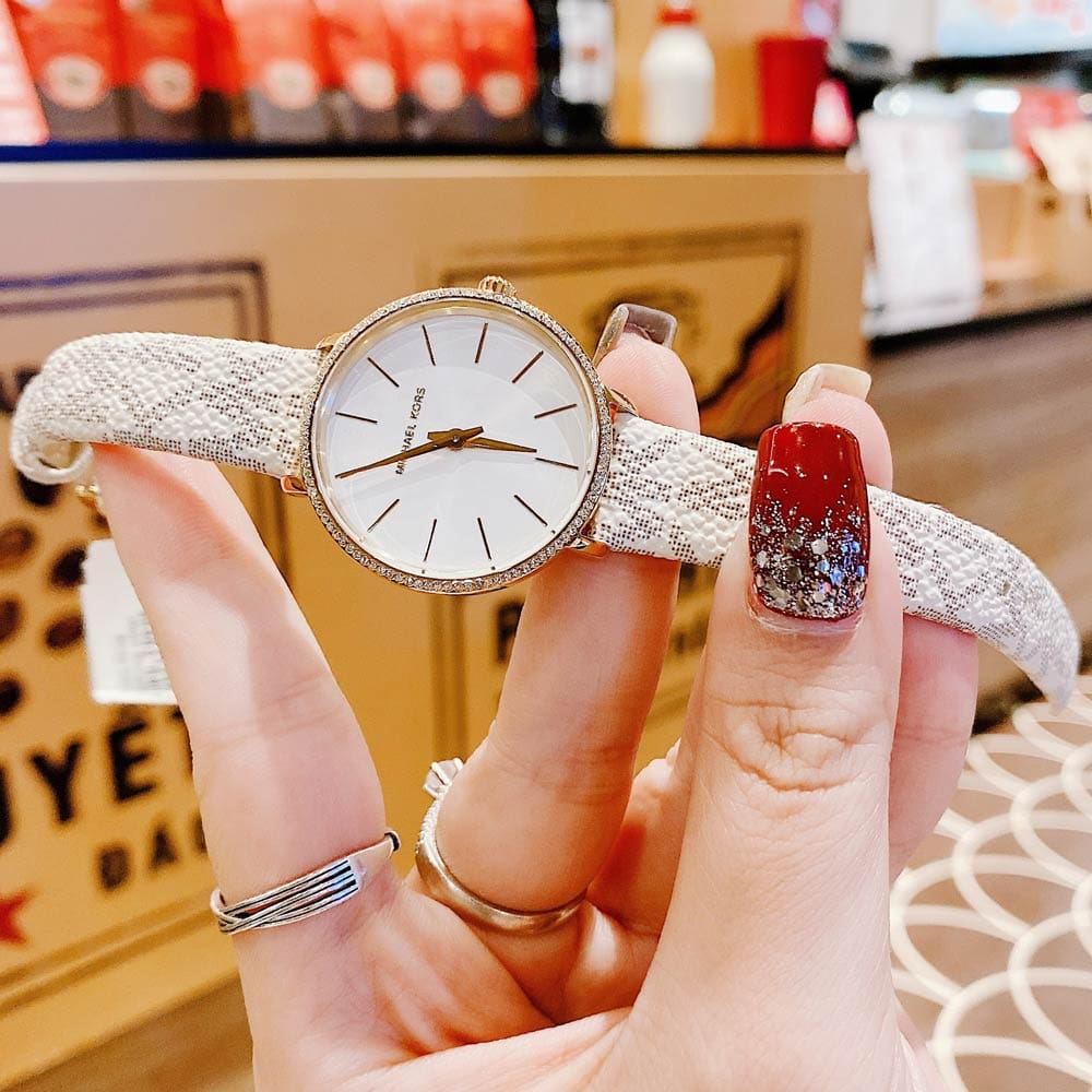  Shop Authentic Michael Kors Pyper Quartz Silver Dial White Leather Strap Watch For Women - MK1037 - Luxxuri