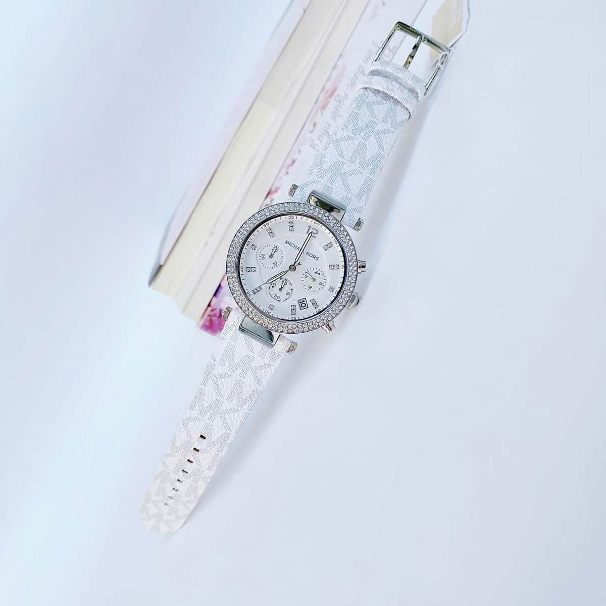  Shop Authentic Michael Kors Parker Chronograph White Dial White Leather Strap Watch For Women - MK7226 - Luxxuri