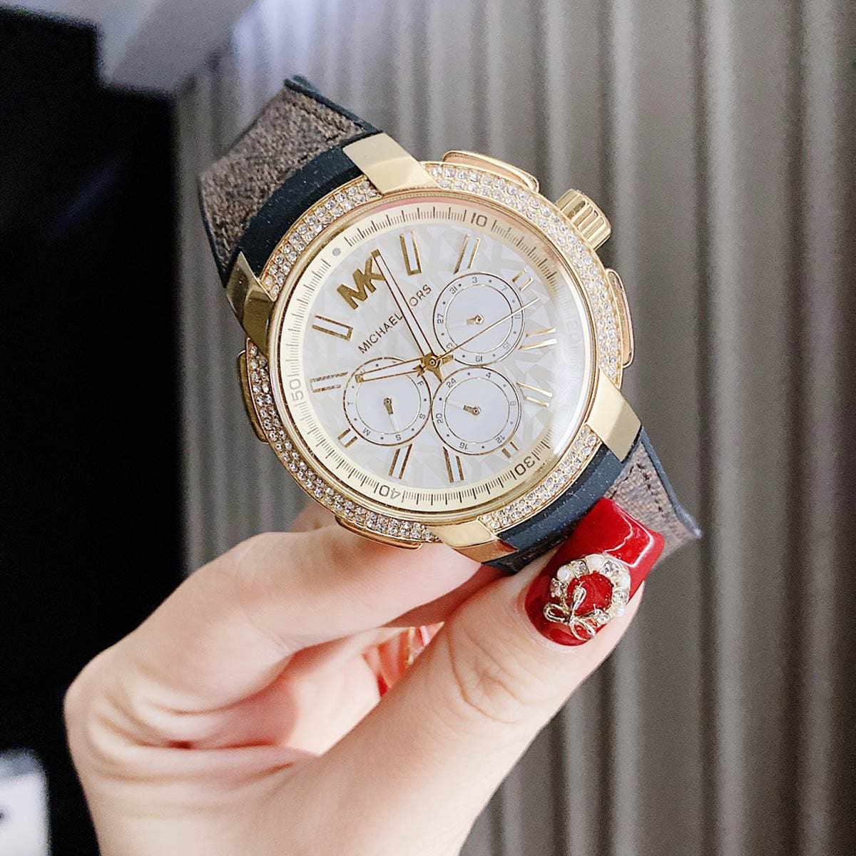  Shop Authentic Michael Kors Sidney Multifunction White Dial Brown Leather Strap Watch For Women - MK6948 - Luxxuri