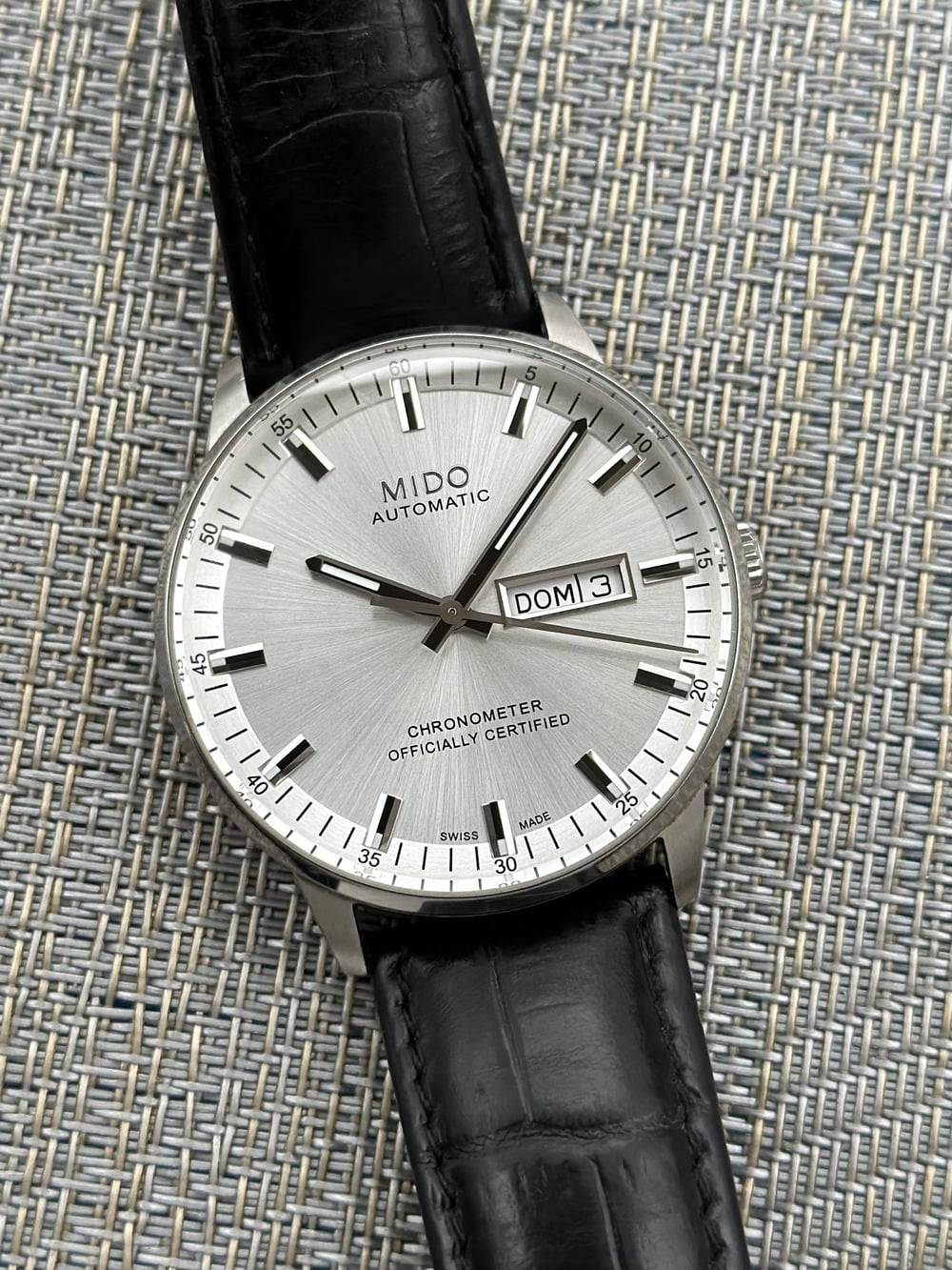  Shop Authentic Mido Comander II Automatic Chronometer Silver Dial Black Leather Strap Watch For Men - M021.431.16.031.00 - Luxxuri