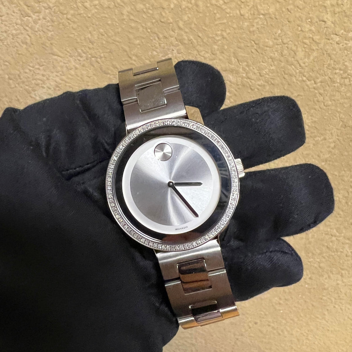  Shop Authentic Movado Bold Diamonds Silver Dial Silver Steel Strap Watch for Women - 3600149 - Luxxuri
