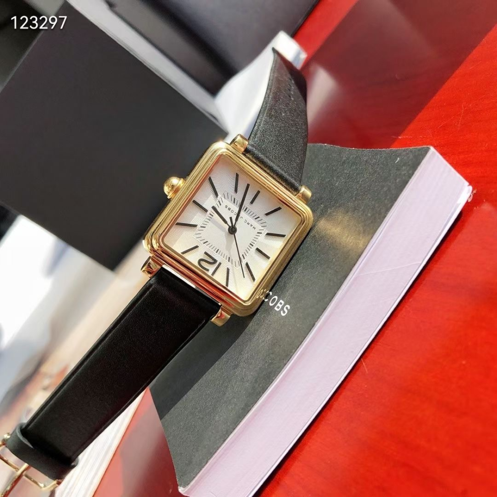  Shop Authentic Marc Jacobs Vic Silver Dial Black Leather Strap Watch for Women - MJ1437 - Luxxuri