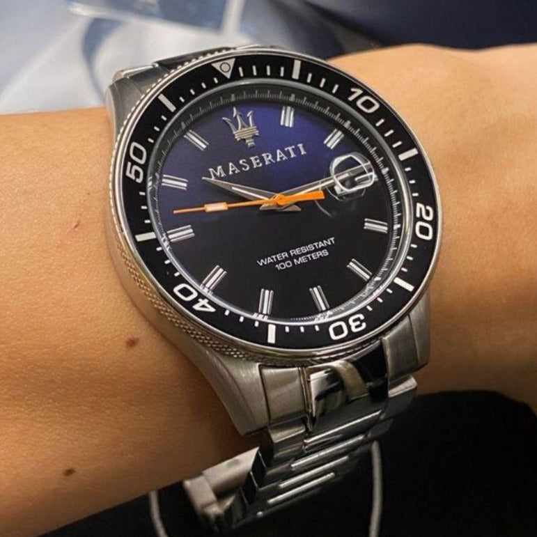  Shop Authentic Maserati SFIDA Quartz Bue Dial Stainless Steel Watch For Men - R8853140001 - Luxxuri