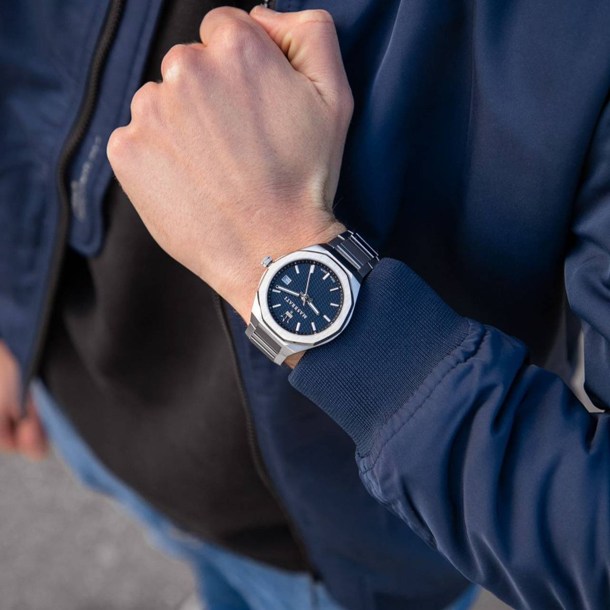  Shop Authentic Maserati Stile Blue Dial Silver Steel Strap Watch For Men - R8853142006 - Luxxuri