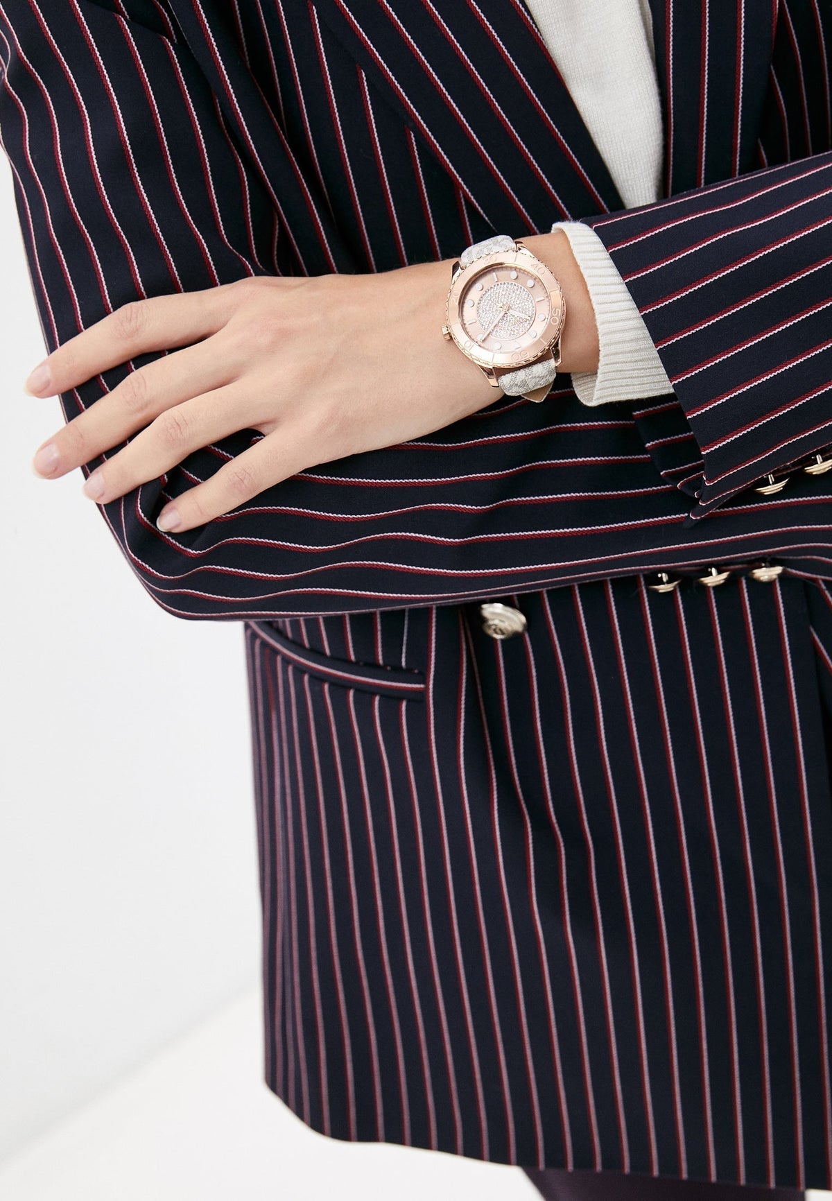  Shop Authentic Michael Kors Runway Quartz Rose Gold Dial White Leather Strap Watch For Women - MK6980 - Luxxuri