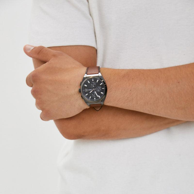  Shop Authentic Fossil Everett Chronograph Grey Dial Brown Leather Strap Watch for Men - FS5799 - Luxxuri