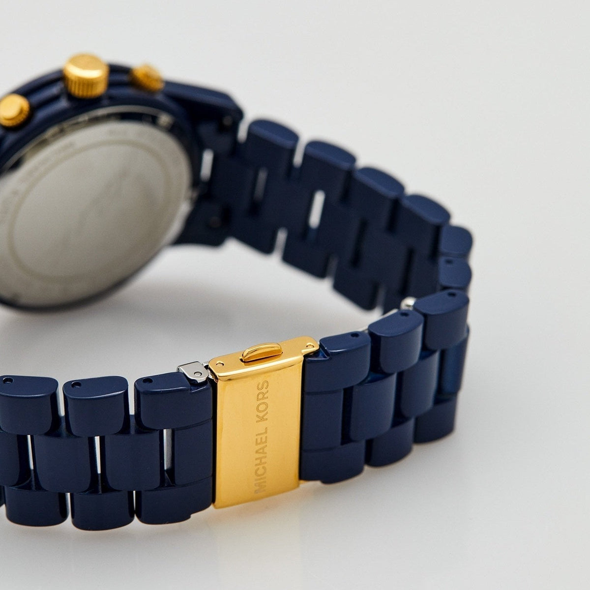  Shop Authentic Michael Kors Runway Analog Blue Dial Blue Steel Strap Watch for Women - MK7332 - Luxxuri