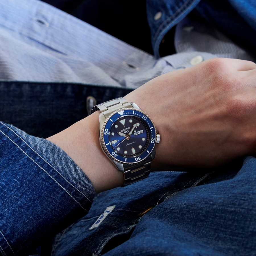 Shop Authentic Seiko 5 Sports Automatic Analog Blue Dial Silver Steel Strap Watch For Men - SRPD51K1 - Luxxuri