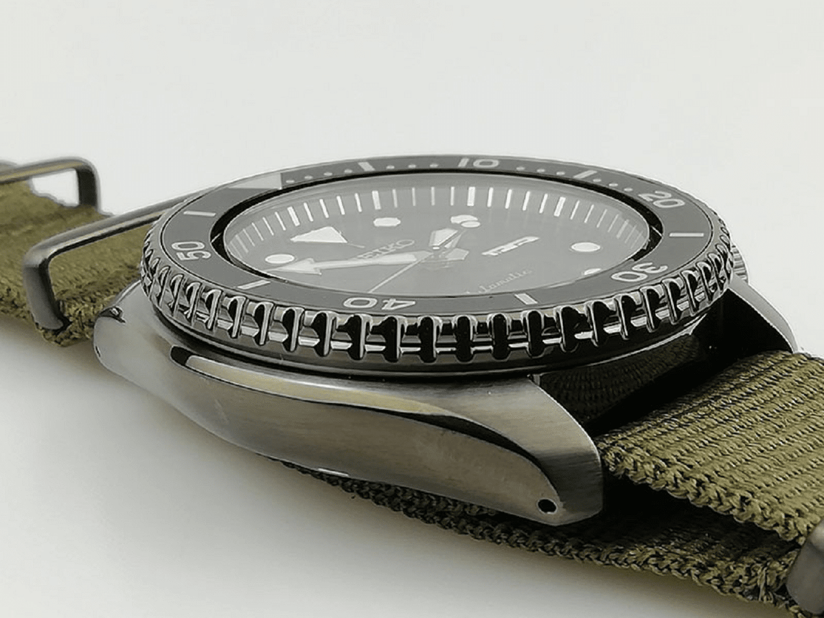  Shop Authentic Seiko 5 Sport Automatic Black Dial Green Nylon Strap Watch For Men - SRPD65K4 - Luxxuri