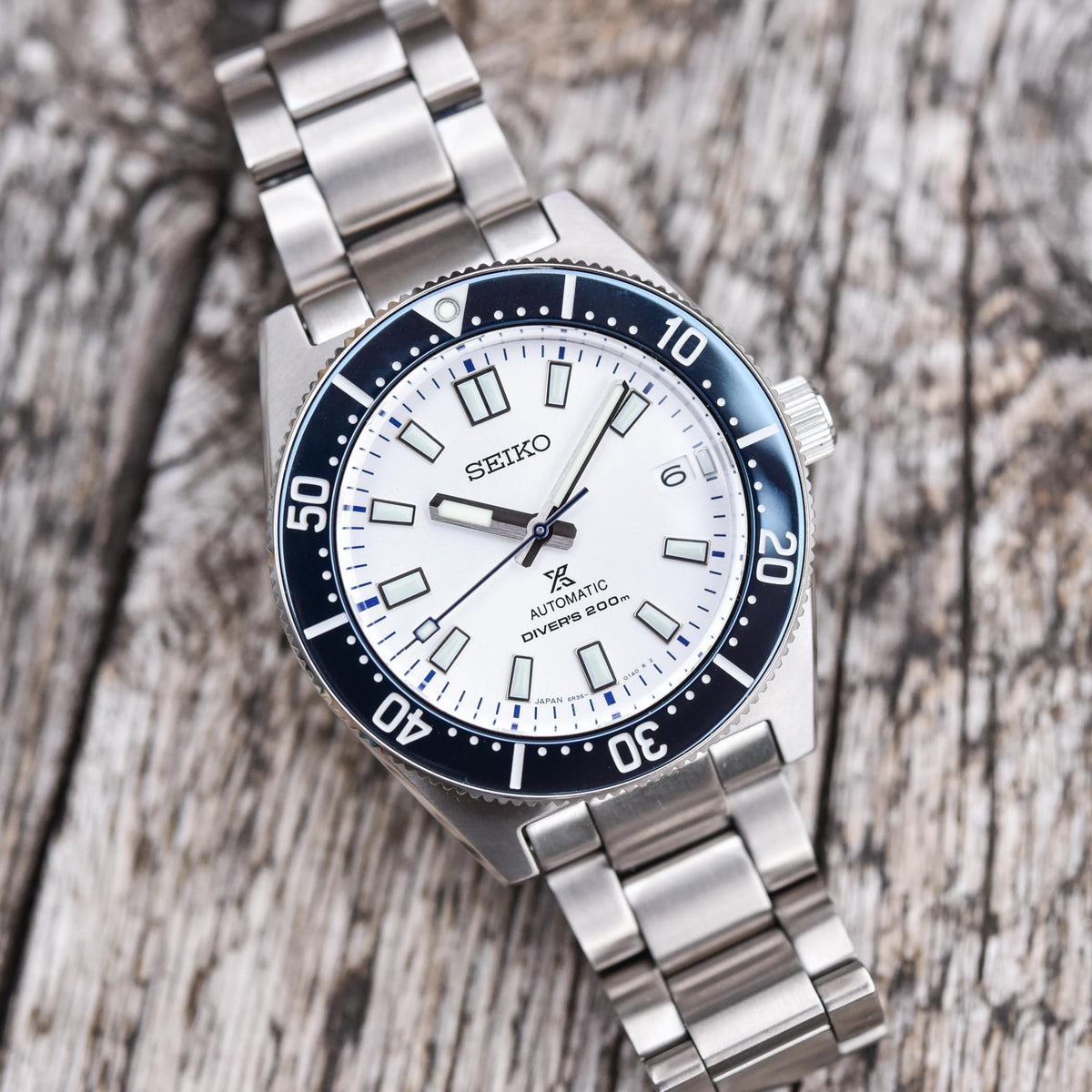  Shop Authentic Seiko Prospex Diver 140th Anniversary Limited Edition White Dial Silver Steel Strap Watch For Men - SPB213J1 - Luxxuri