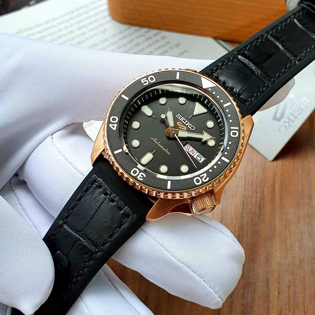  Shop Authentic Seiko 5 Sport SKX Automatic Black Dial Black Silicone Strap Watch For Men - SRPD76K1 - Luxxuri