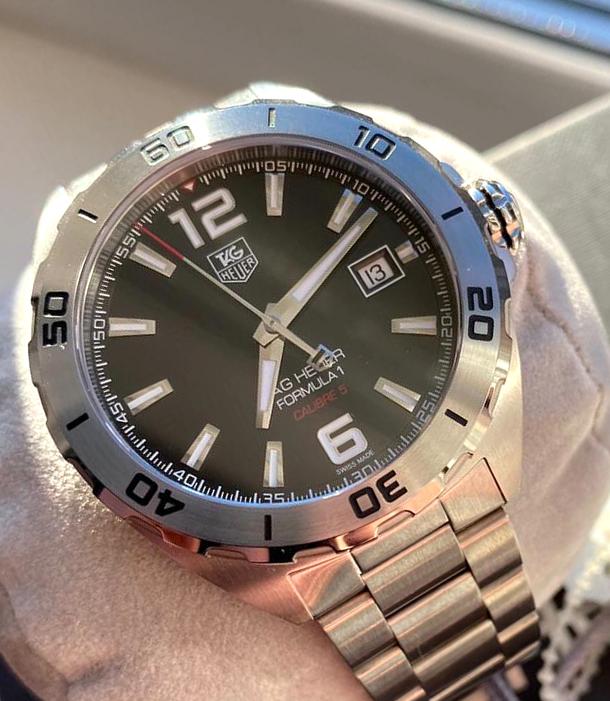  Shop Authentic Tag Heuer Formula 1 Black Dial Watch for Men - WAZ2113.BA0875 - Luxxuri