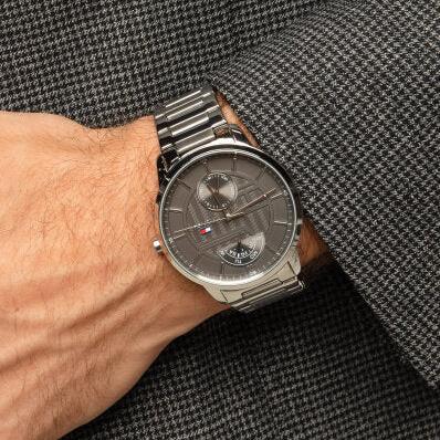  Shop Authentic Tommy Hilfiger Hunter Grey Dial Silver Steel Strap Watch for Men - 1791608 - Luxxuri