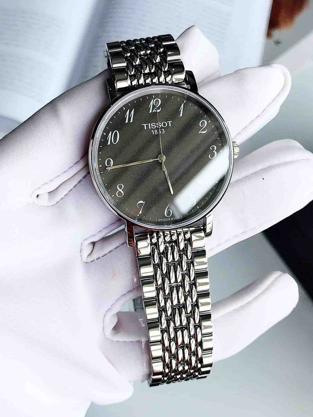  Shop Authentic Tissot T Classic Everytime Quartz Black Dial Silver Steel Strap Watch for Men - T109.410.11.072.00 - Luxxuri