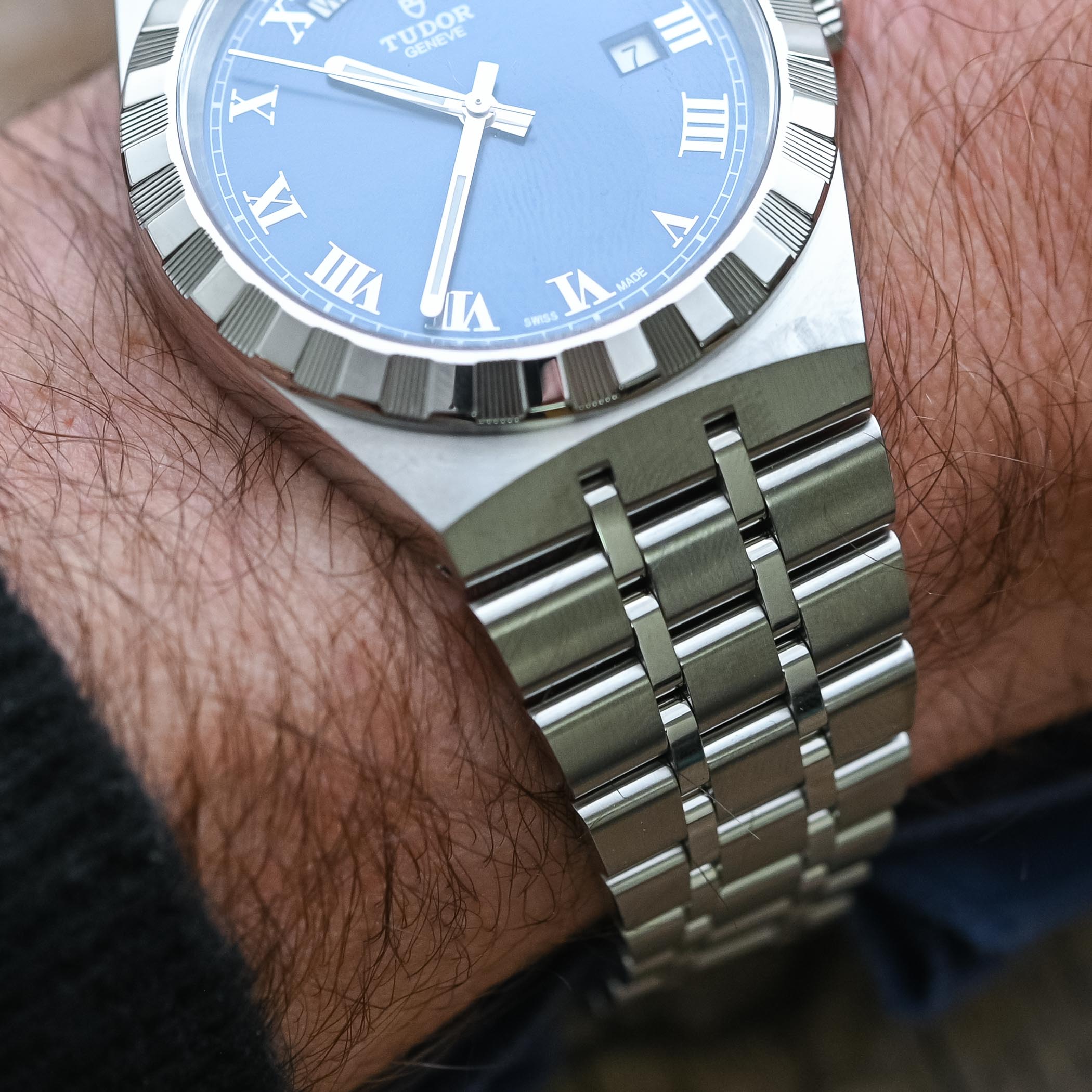  Shop Authentic Tudor Royal Automatic Blue Dial Silver Steel Strap Watch for Men - M28600-0005 - Luxxuri