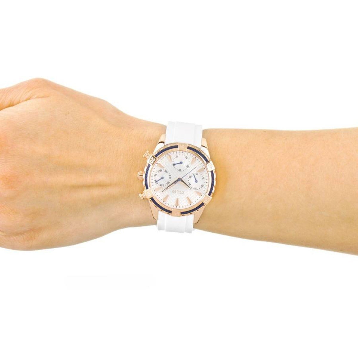  Shop Authentic Guess Catalina White Dial White Silicon Strap Watch For Women - W0562L1 - Luxxuri