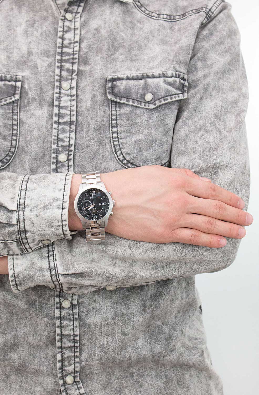  Shop Authentic Guess Atlas Chronograph Black Dial Silver Steel Strap Watch For Men - W0668G3 - Luxxuri