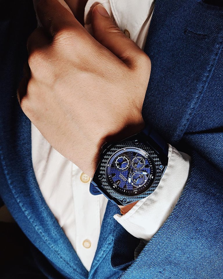  Shop Authentic Guess Legacy Blue Dial Blue Rubber Strap Watch for Men - W1049G7 - Luxxuri