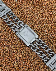  Shop Authentic Guess Mod Heavy Metal Silver Dial Silver Steel Strap Watch For Women - W1117L1 - Luxxuri