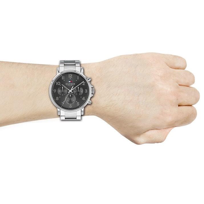  Shop Authentic Tommy Hilfiger Chronograph Grey Dial Silver Steel Strap Watch for Men - 1710382 - Luxxuri