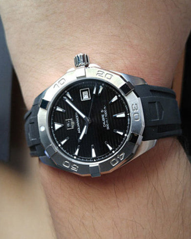  Shop Authentic Tag Heuer Aquaracer Automatic Caliber 5 Black Dial Black Rubber Strap Watch for Men - WAY2110.FT8021 - Luxxuri