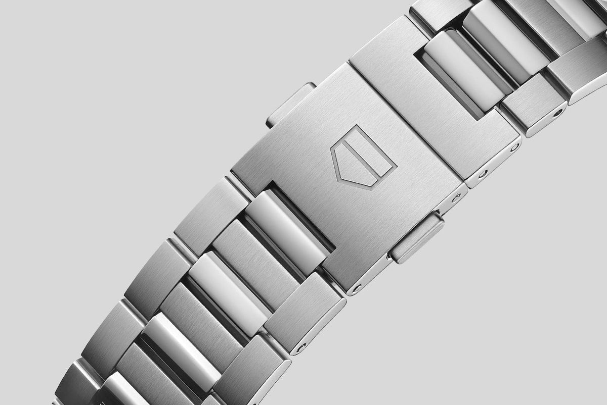  Shop Authentic Tag Heuer Carrera Date Blue Dial Silver Steel Strap Watch for Men - WBN2112.BA0639 - Luxxuri