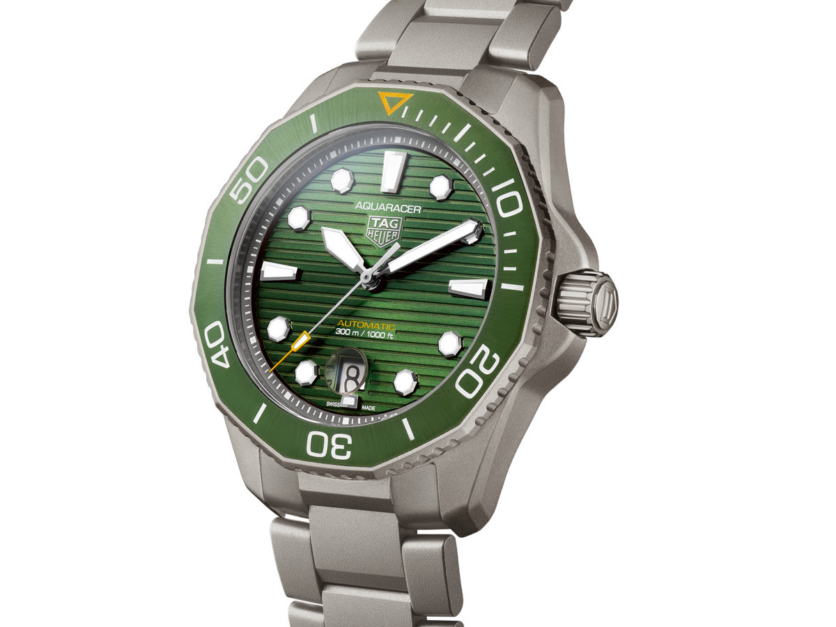  Shop Authentic Tag Heuer Aquaracer Professional 300 Automatic Green Dial Silver Steel Strap Watch for Men - WBP208B.BF0631 - Luxxuri