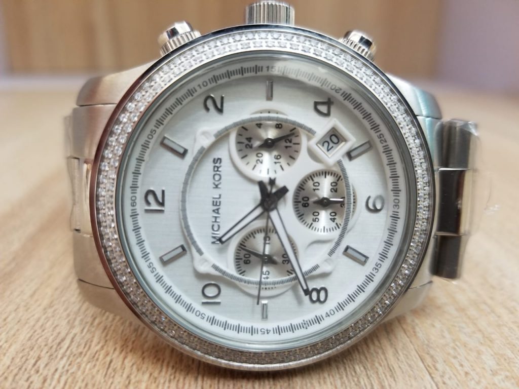  Shop Authentic Michael Kors Runway Chronograph Quartz Silver Dial Silver Steel Strap Watch For Women - MK5574 - Luxxuri