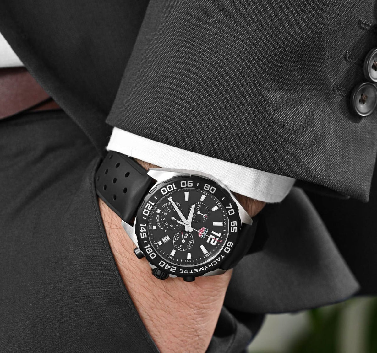  Shop Authentic Tag Heuer Formula 1 Black Dial Watch for Men - CAZ1010.FT8024 - Luxxuri