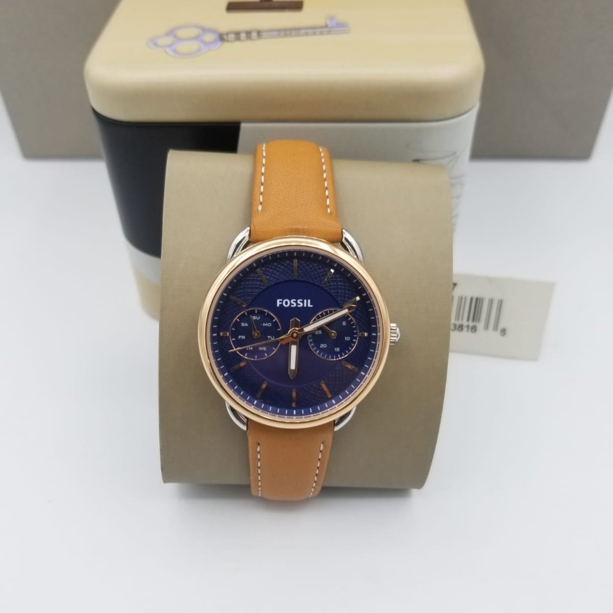  Shop Authentic Fossil Tailor Date-Day Quartz Blue Dial Brown Leather Strap Watch for Women - ES4257 - Luxxuri