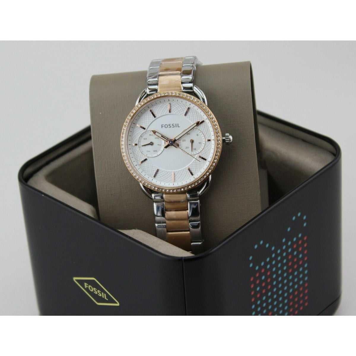  Shop Authentic Fossil Tailor White Dial Two Tone Steel Strap Watch for Women - ES4396 - Luxxuri