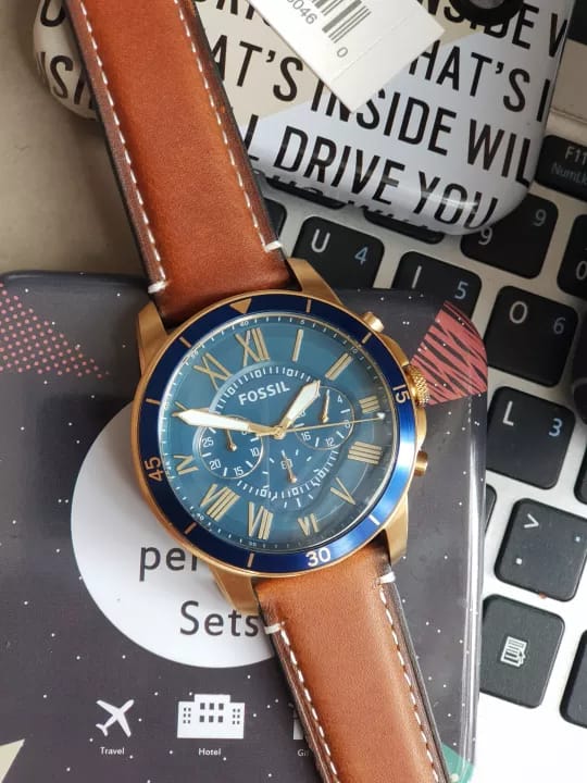  Shop Authentic Fossil Grant Sport Chronograph Blue Dial Brown Leather Strap Watch for Men - FS5268 - Luxxuri