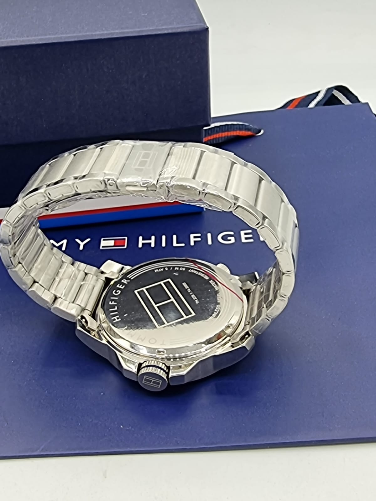 Shop Authentic Tommy Hilfiger Bank Grey Dial Grey Steel Strap Watch for Men - 1791719 - Luxxuri