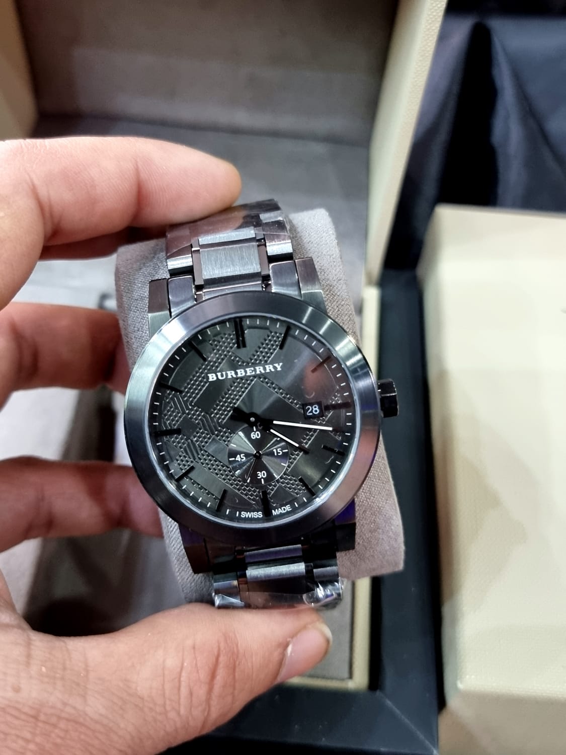  Shop Authentic Burberry The City Black Dial Black Steel Strap Watch for Men - BU9902 - Luxxuri