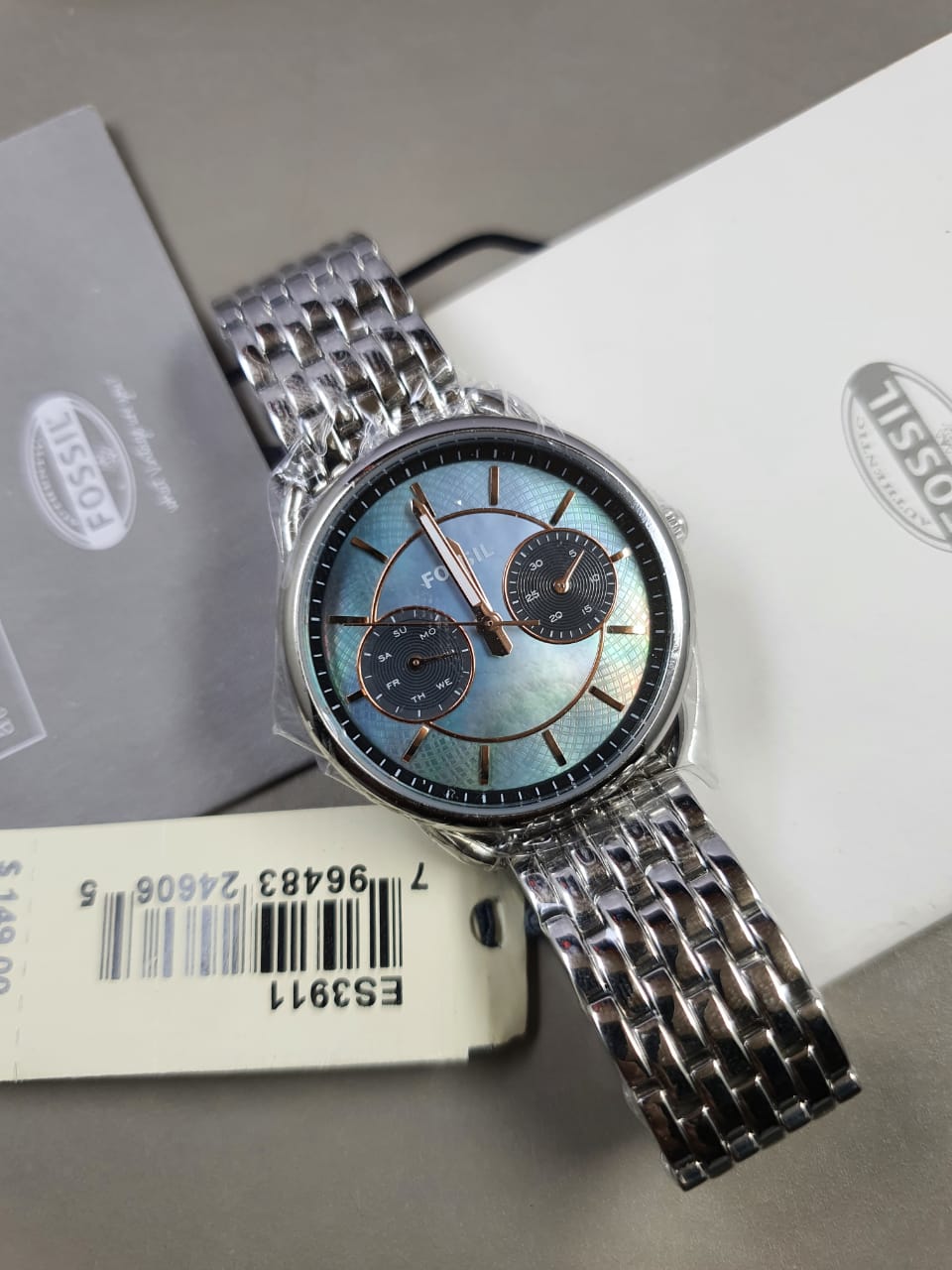  Shop Authentic Fossil Tailor Mother of Pearl Black Dial Silver Steel Strap Watch for Women - ES3911 - Luxxuri