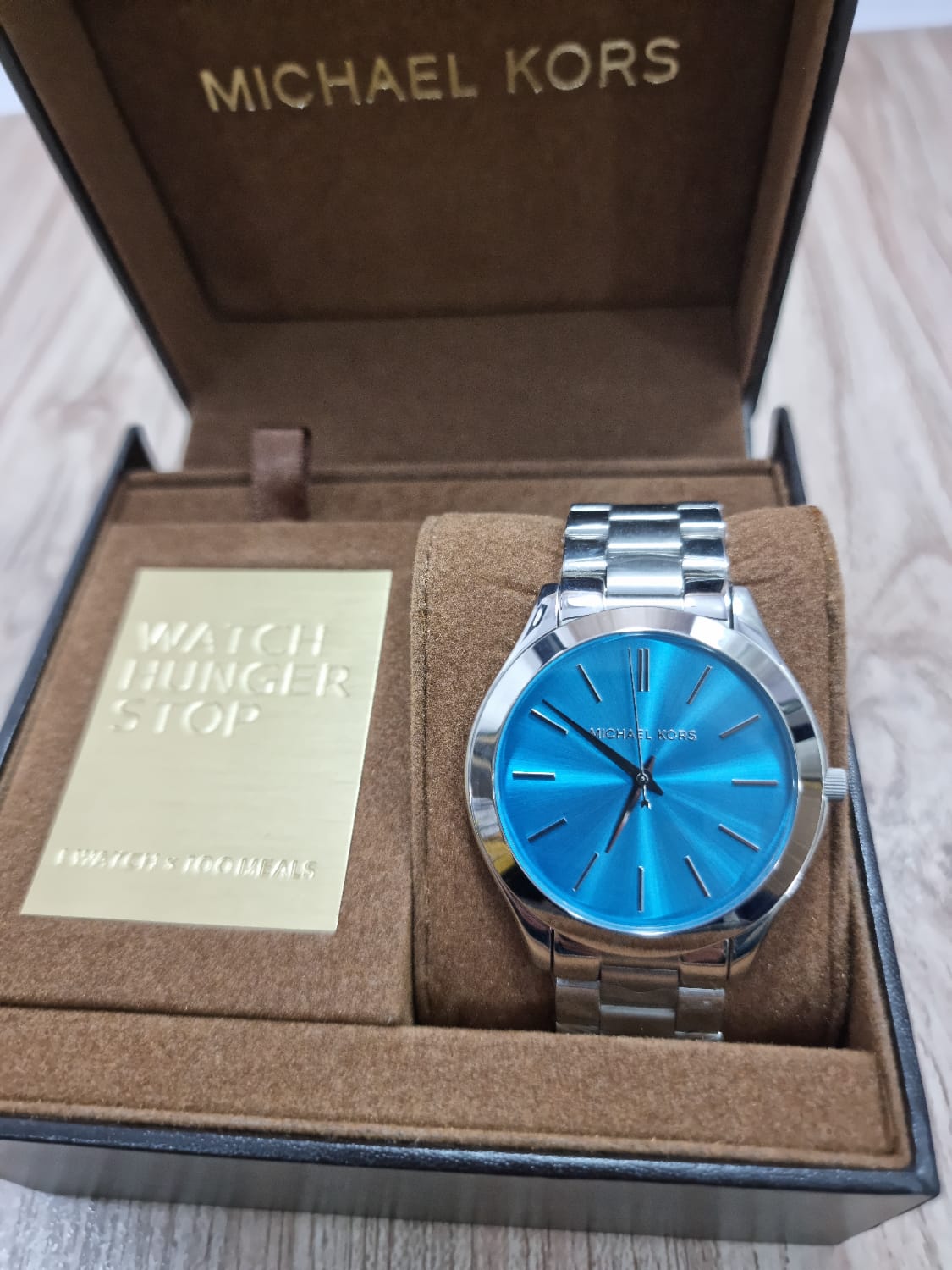  Shop Authentic Michael Kors Runway Blue Dial Silver Steel Strap Watch for Women - MK3292 - Luxxuri