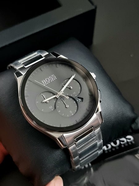  Shop Authentic Hugo Boss Classic Grey Dial Grey Steel Strap Watch for Men - 1513364 - Luxxuri
