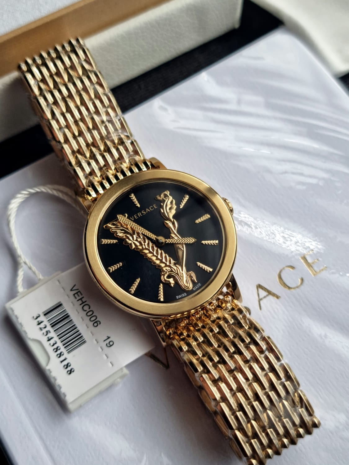  Shop Authentic Versace Virtus Quartz Black Dial Gold Steel Strap Watch for Women - VEHC00619 - Luxxuri