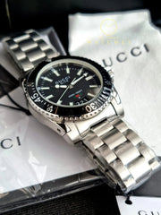  Shop Authentic Gucci Dive Quartz Black Dial Silver Steel Strap Watch For Men - YA136301A - Luxxuri