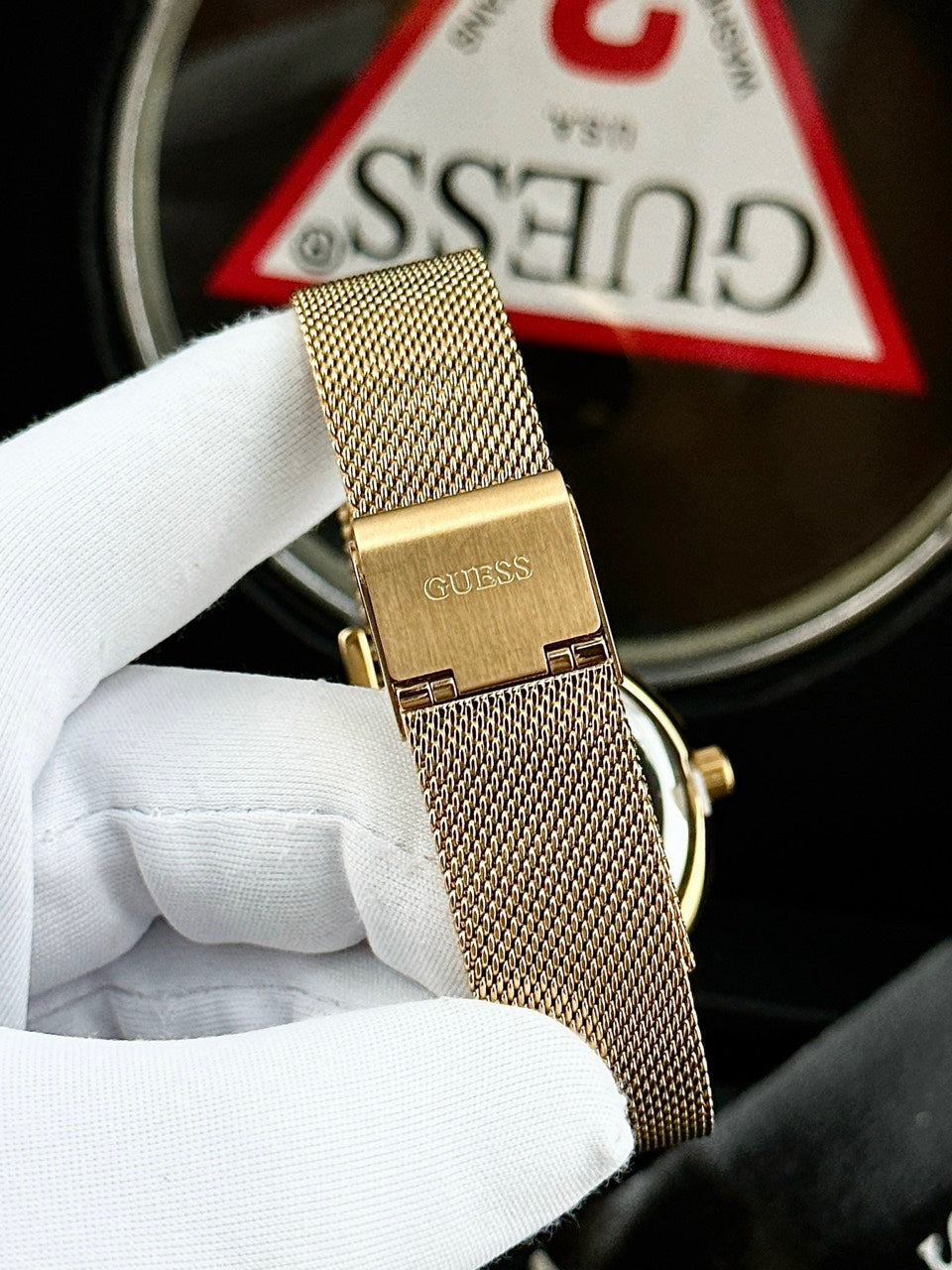  Shop Authentic Guess Iconic Quartz Gold Dial Gold Mesh Bracelet Watch For Women - GW0527L2 - Luxxuri