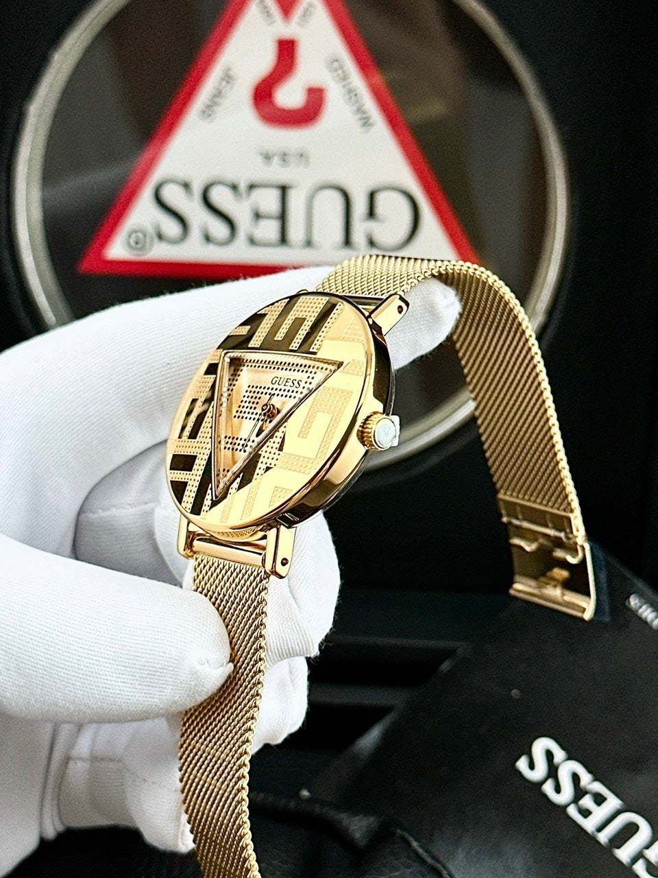  Shop Authentic Guess Iconic Quartz Gold Dial Gold Mesh Bracelet Watch For Women - GW0527L2 - Luxxuri