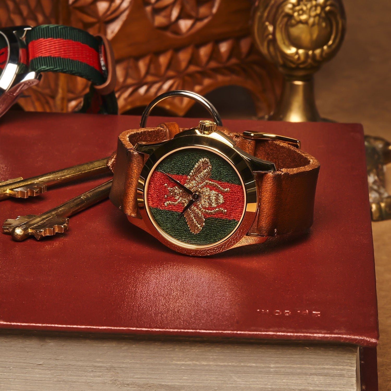  Shop Authentic Gucci G Timeless Quartz Green & Red Dial Brown Leather Strap Watch For Men - YA126451 - Luxxuri