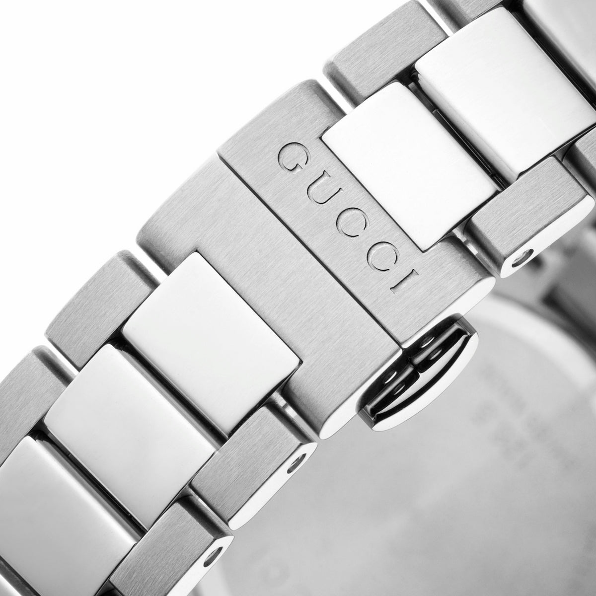  Shop Authentic Gucci G Timeless Pink Dial Silver Steel Strap Watch For Women - YA126524 - Luxxuri