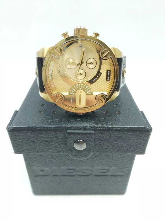  Shop Authentic Diesel Mr Daddy Gold Dial Black Leather Strap Watch For Men - DZ7363 - Luxxuri