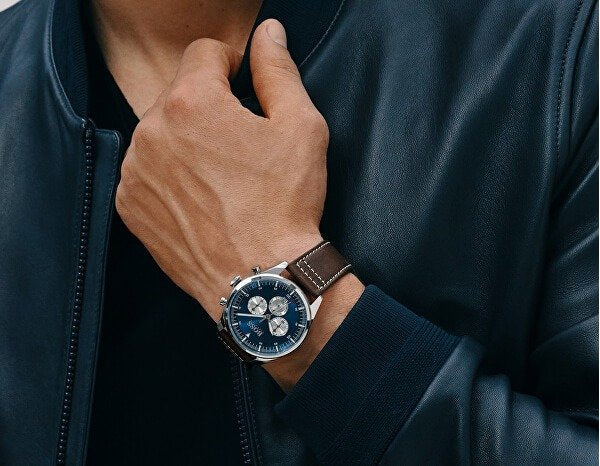  Shop Authentic Hugo Boss Pioneer Chronograph Blue Dial Brown Leather Strap Watch For Men - 1513709 - Luxxuri