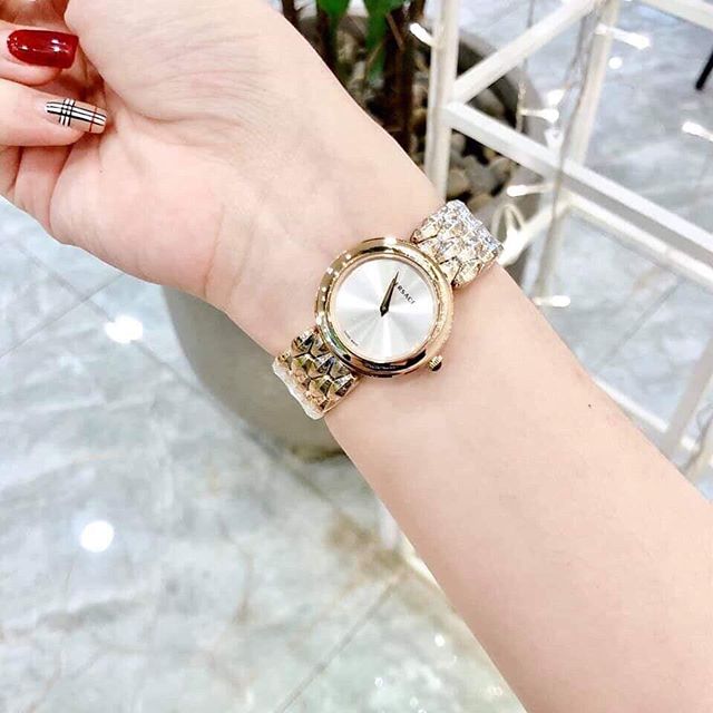  Shop Authentic Versace V Flare Diamonds Silver Dial Gold Steel Strap Watch for Women - VEBN00918 - Luxxuri
