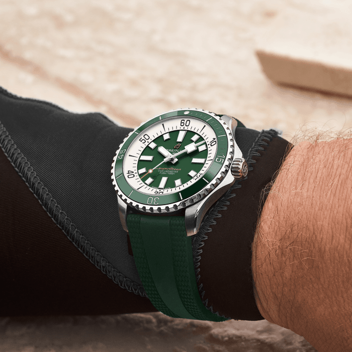  Shop Authentic Breitling Superocean Automatic 44 Green Dial Green Rubber Strap Watch for Men - A17376A31L1S1 - Luxxuri