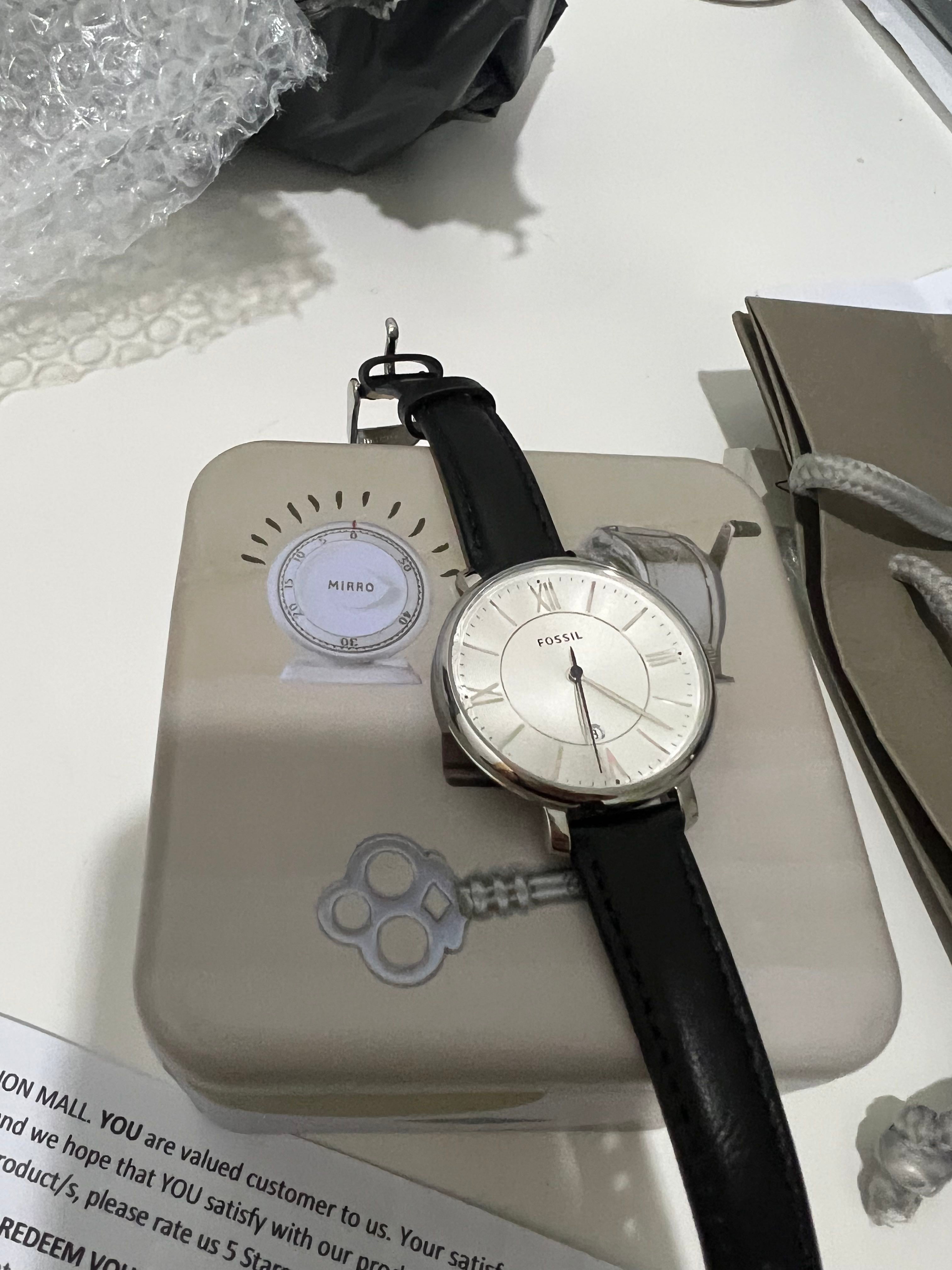  Shop Authentic Fossil Jacqueline Quartz White Dial Black Leather Strap Watch for Women - ES3972 - Luxxuri