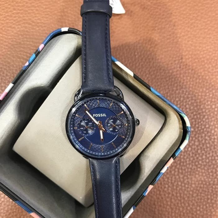  Shop Authentic Fossil Tailor Blue Dial Blue Leather Strap Watch for Women - ES4092 - Luxxuri