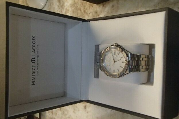  Shop Authentic Maurice Lacroix Aikon Date White Dial Silver Steel Strap Watch for Men - AI1008-SS002-131-1 - Luxxuri